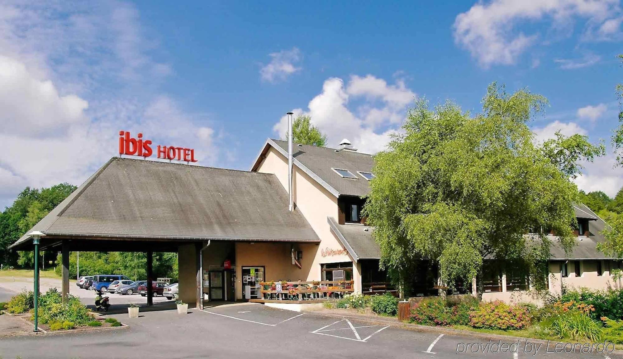 Hotel Ibis Égletons Esterno foto